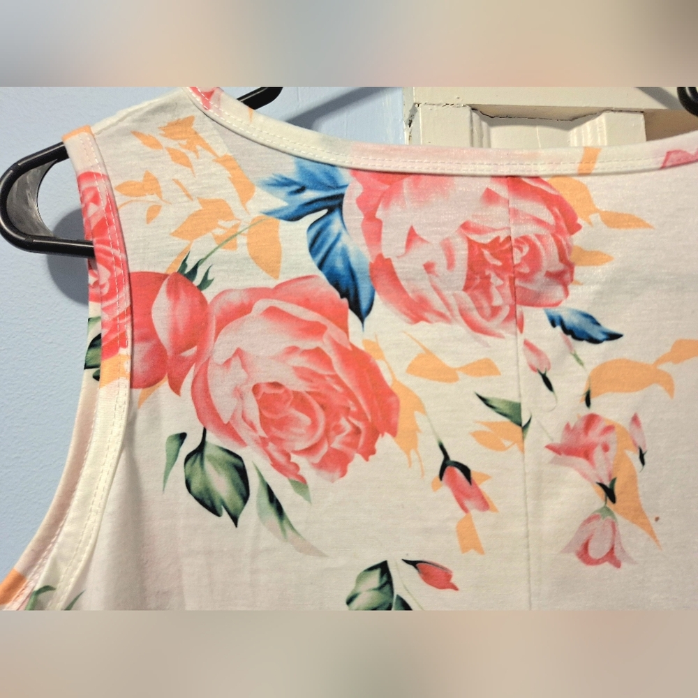 Sundress - Picture 11 of 16
